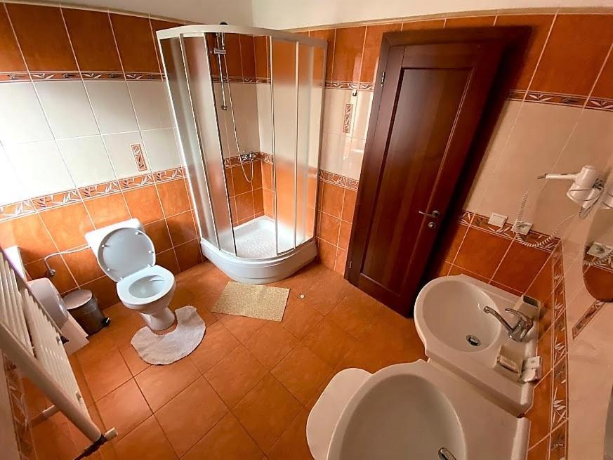 Garni Hotel Tatramonti Poprad Eksteriør billede