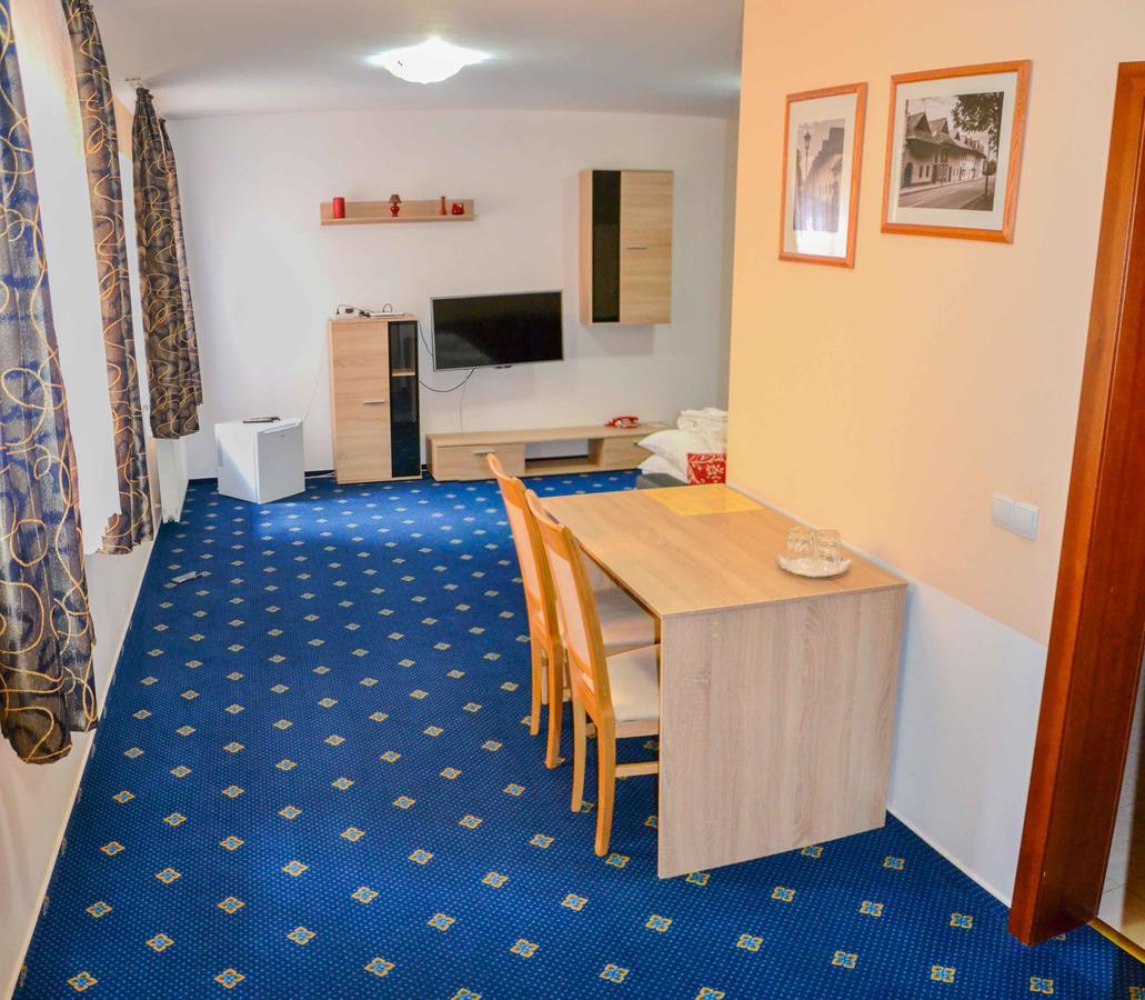 Garni Hotel Tatramonti Poprad Eksteriør billede