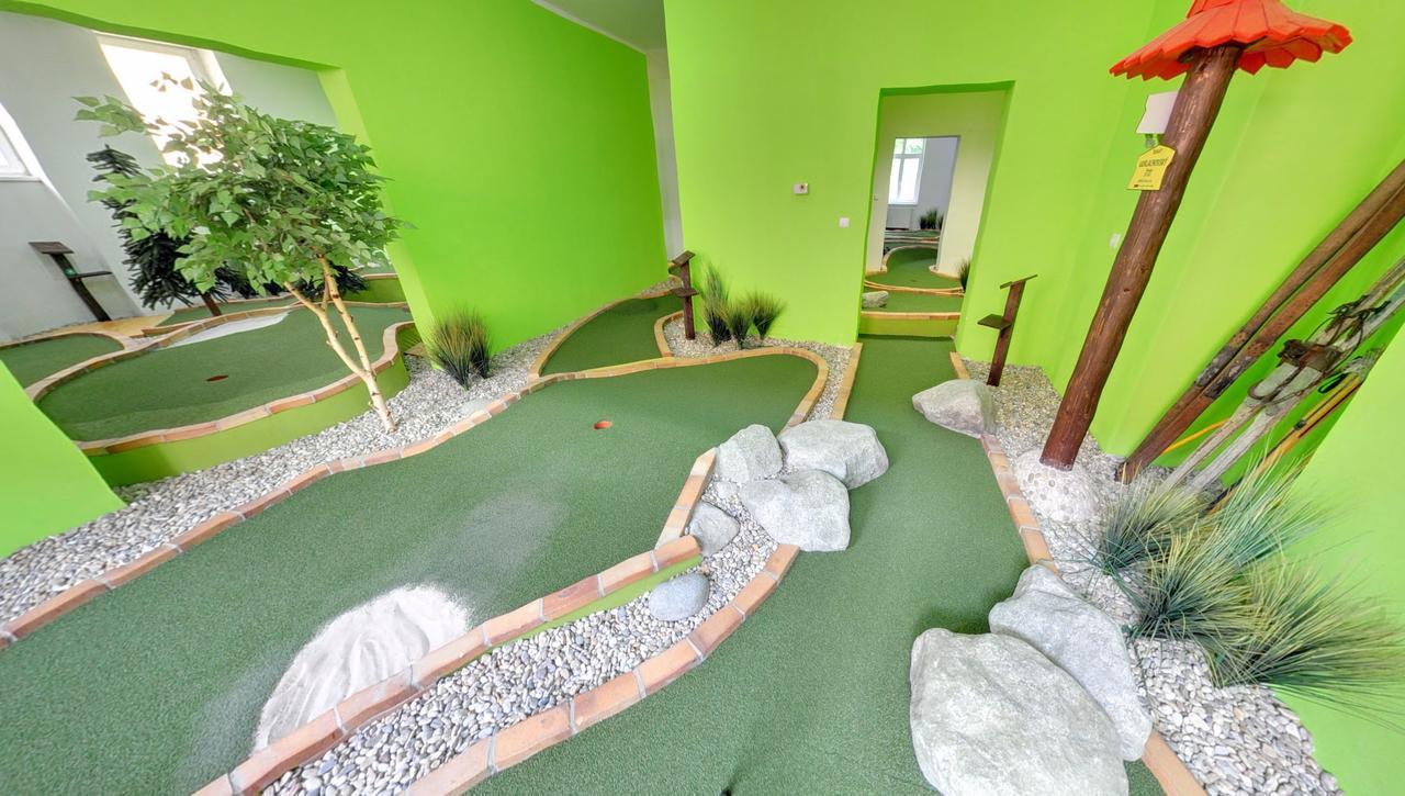 Garni Hotel Tatramonti Poprad Eksteriør billede