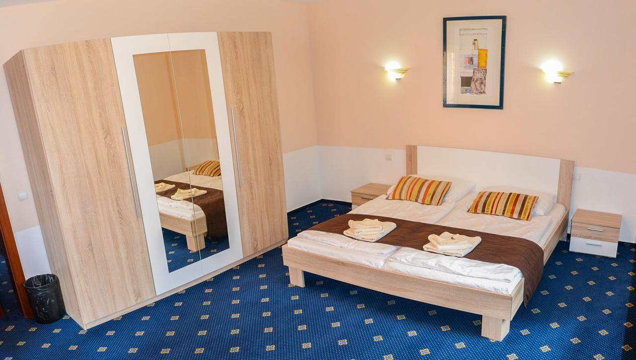 Garni Hotel Tatramonti Poprad Eksteriør billede