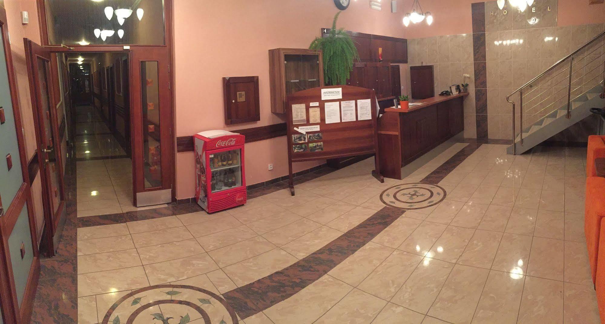 Garni Hotel Tatramonti Poprad Eksteriør billede